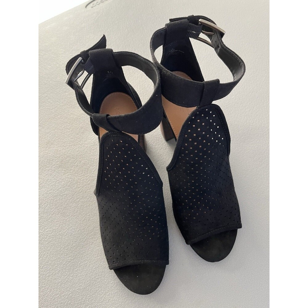 Universal Thread Hannah Black Laser Cut Chunky Heeled Sandals Open Toe Size 10